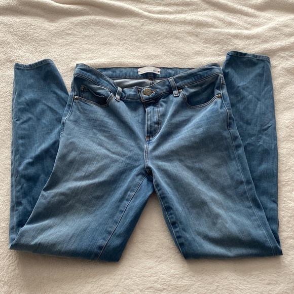 Loft. High waisted jean legging. Light blue denim. Size 28/6 - Picture 1 of 2